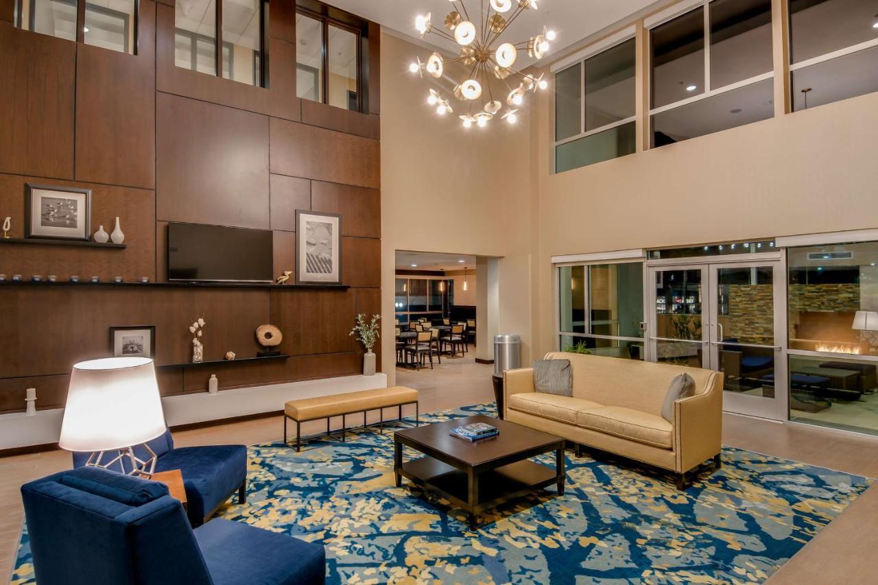 Hampton Inn & Suites Los Angeles - Glendale Dış mekan fotoğraf