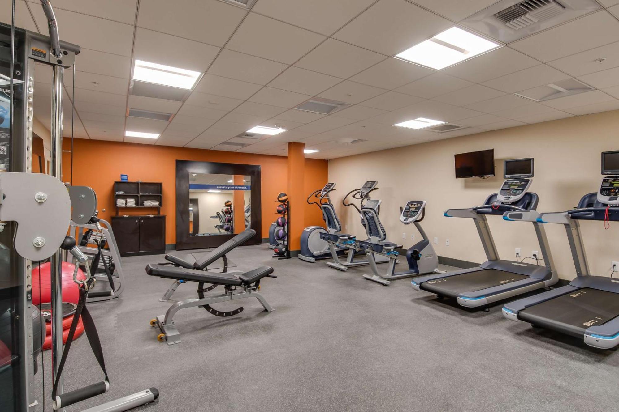 Hampton Inn & Suites Los Angeles - Glendale Dış mekan fotoğraf