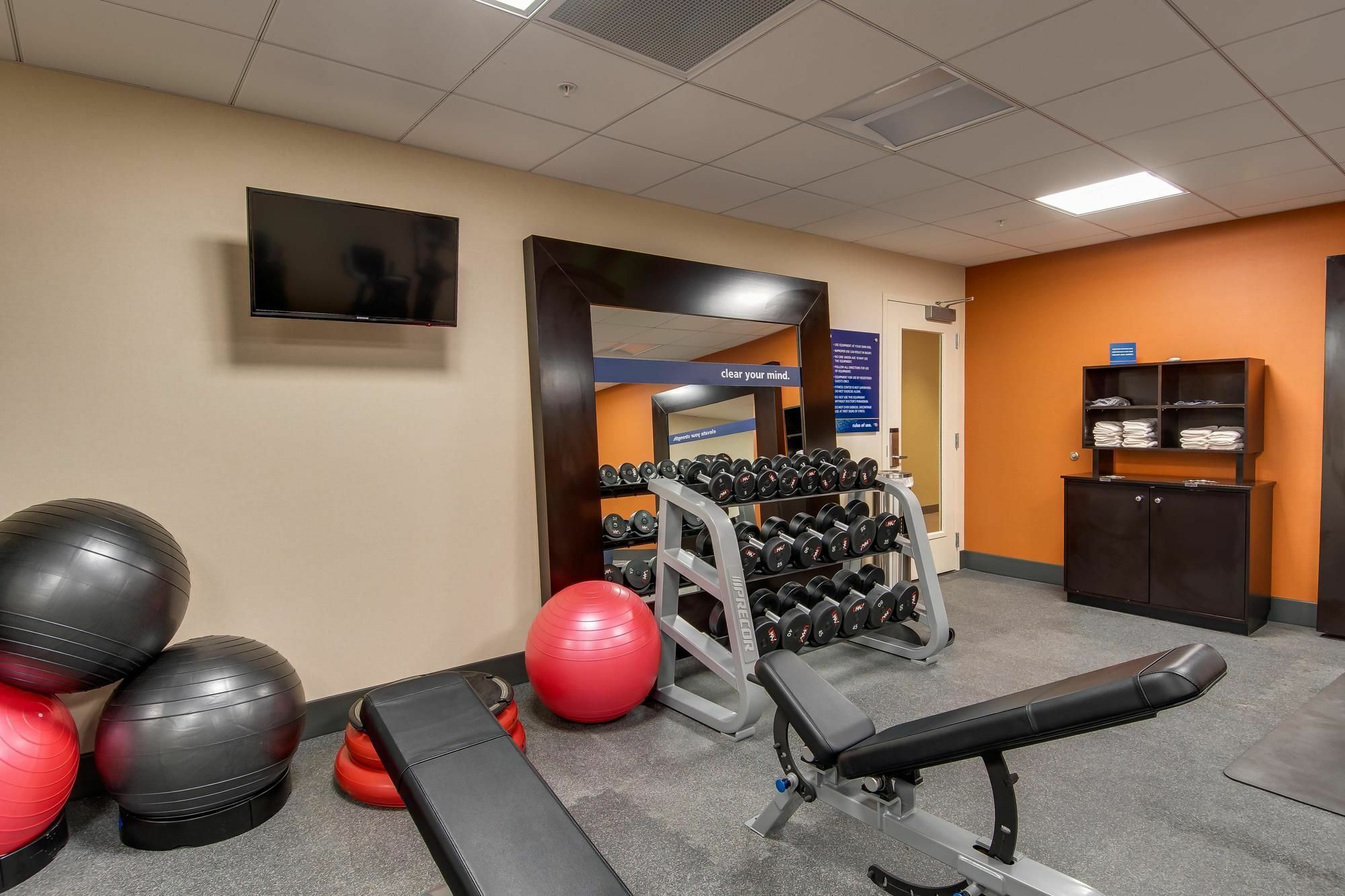 Hampton Inn & Suites Los Angeles - Glendale Dış mekan fotoğraf