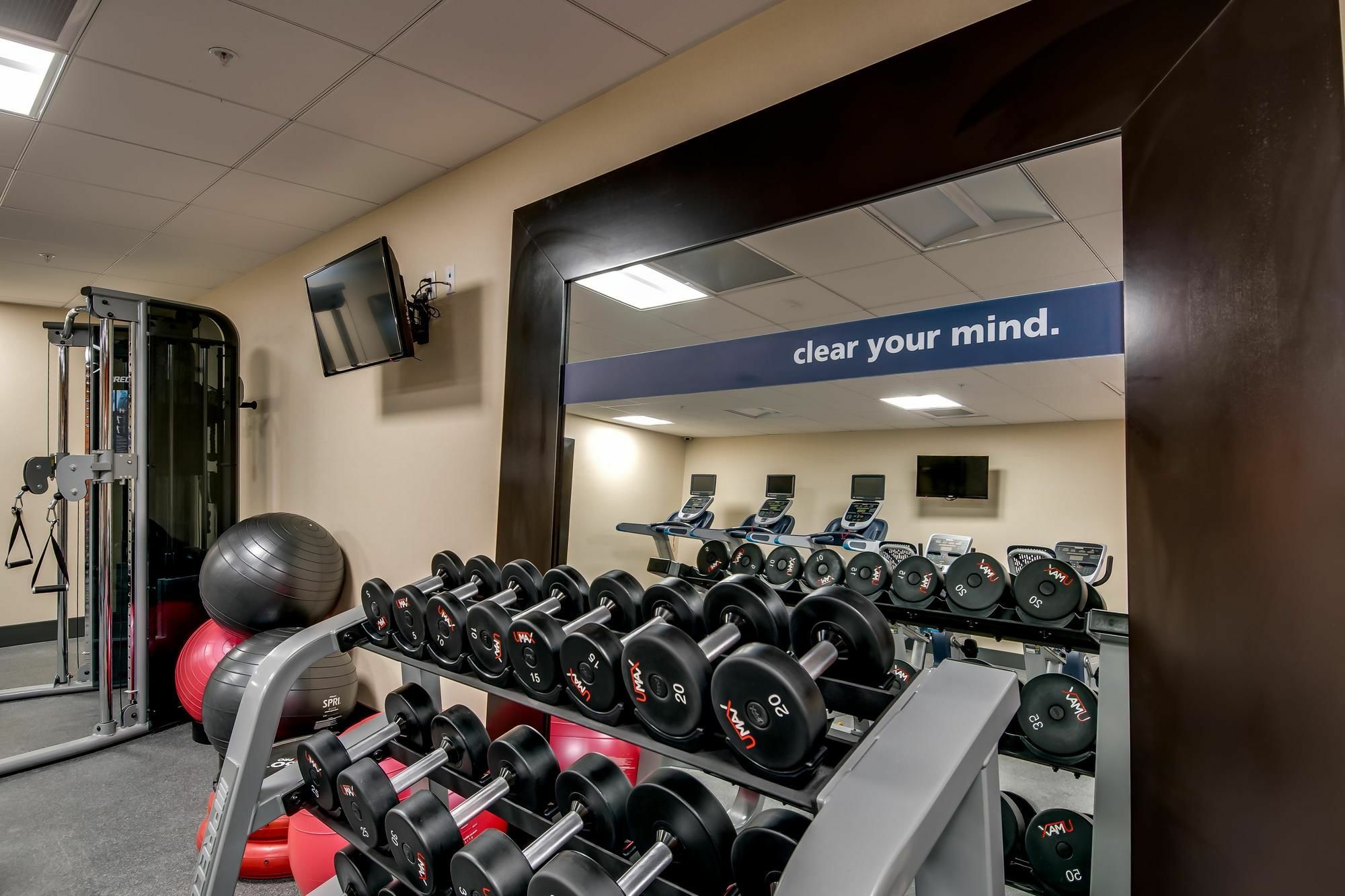 Hampton Inn & Suites Los Angeles - Glendale Dış mekan fotoğraf